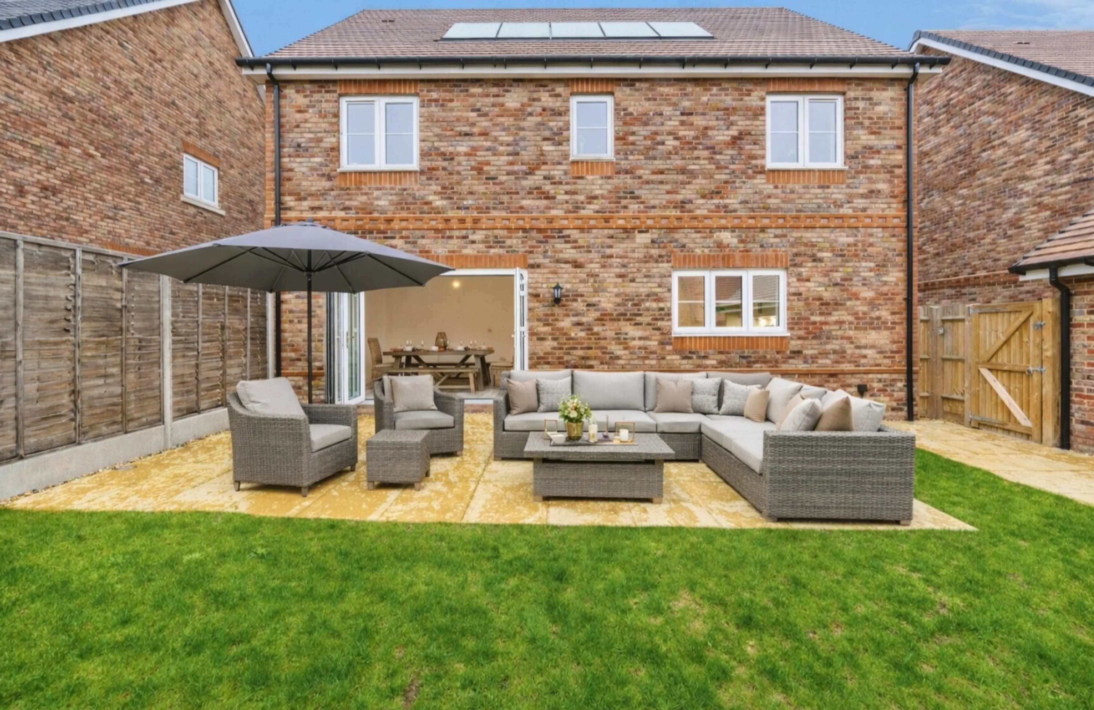 Property photo 0