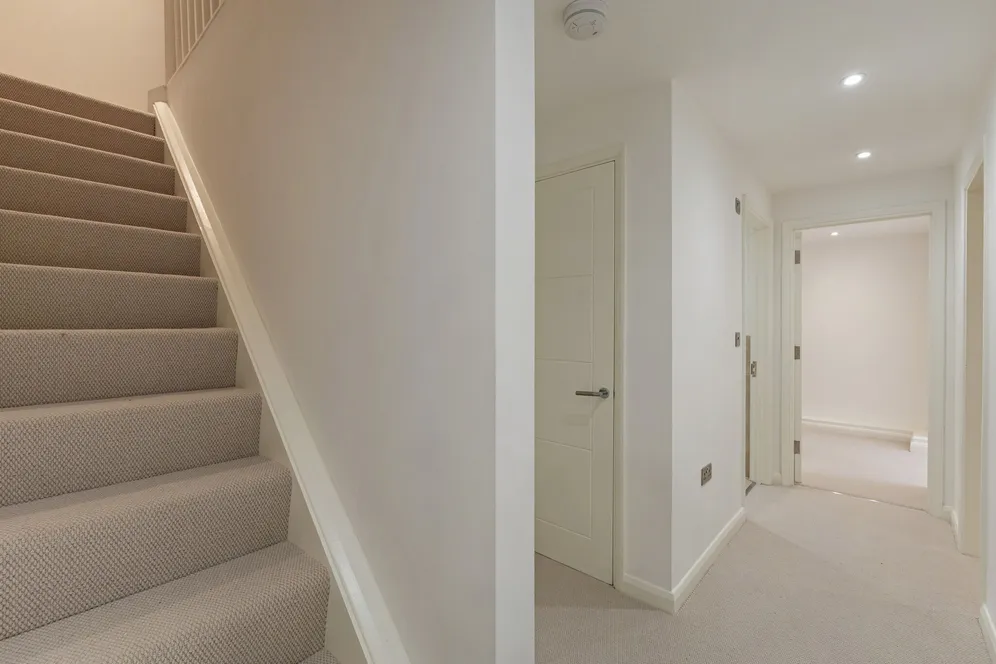 High Hilden Close, Tonbridge, TN10 photo 12