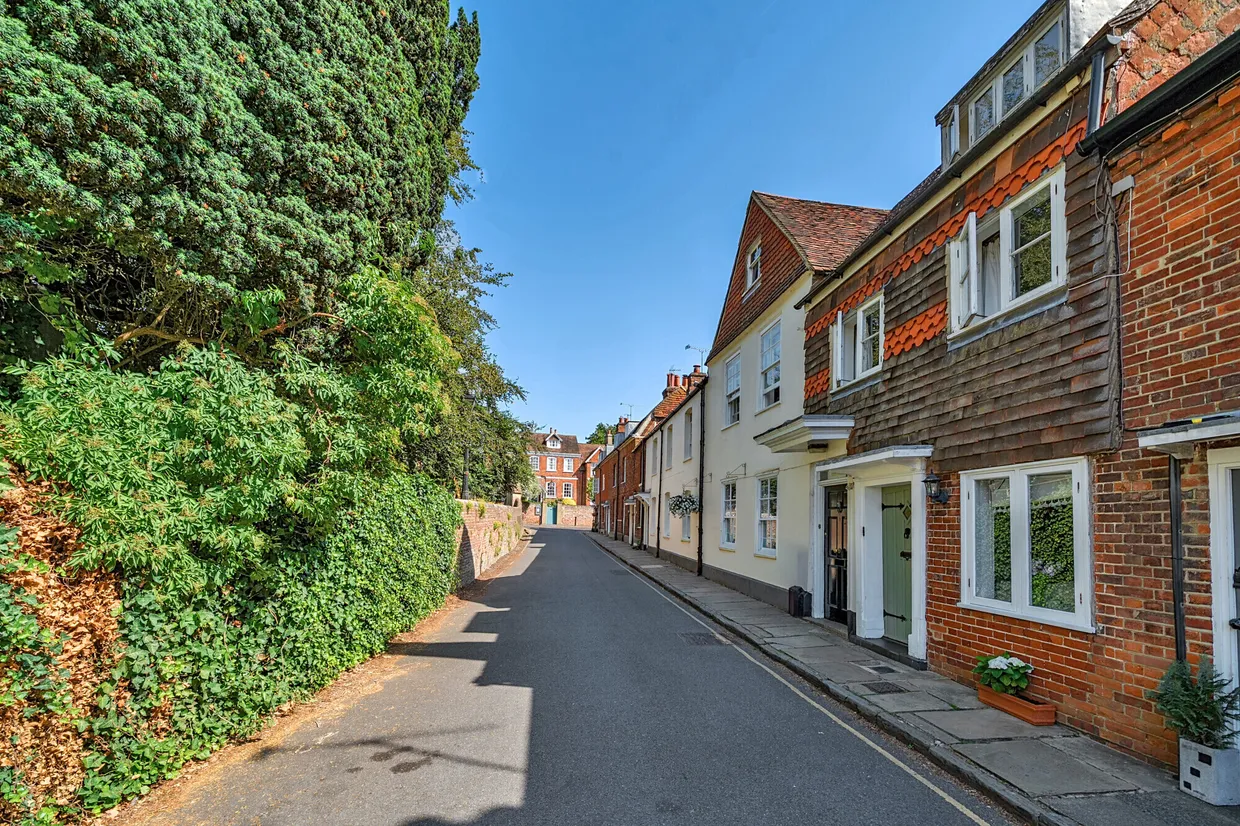 Middle Church Lane, Farnham, GU9 photo 1