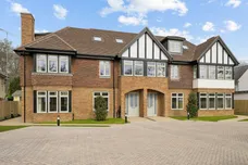 No. 1 Ronmar Place, Oxshott, KT22 photo 16