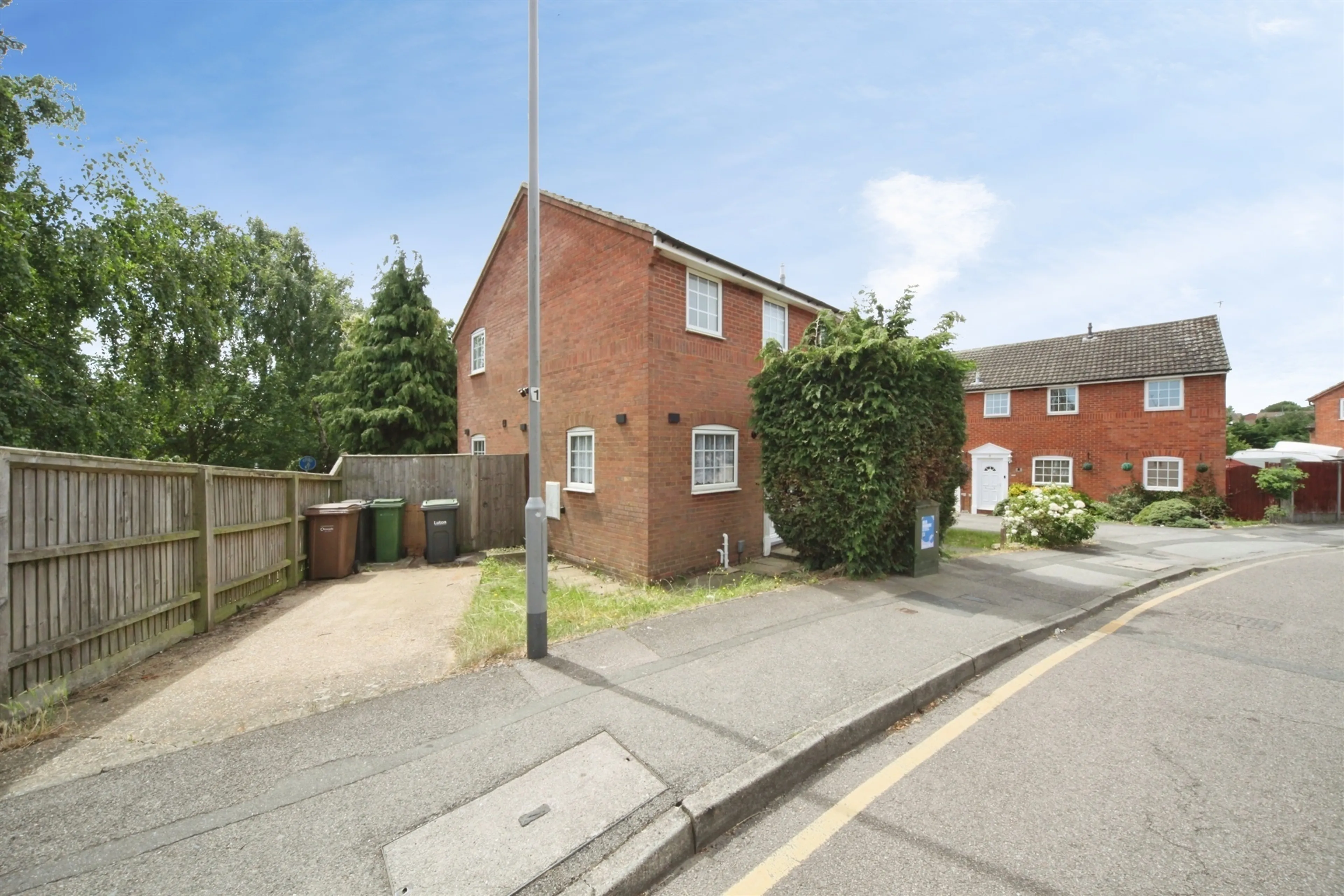 Property photo 0