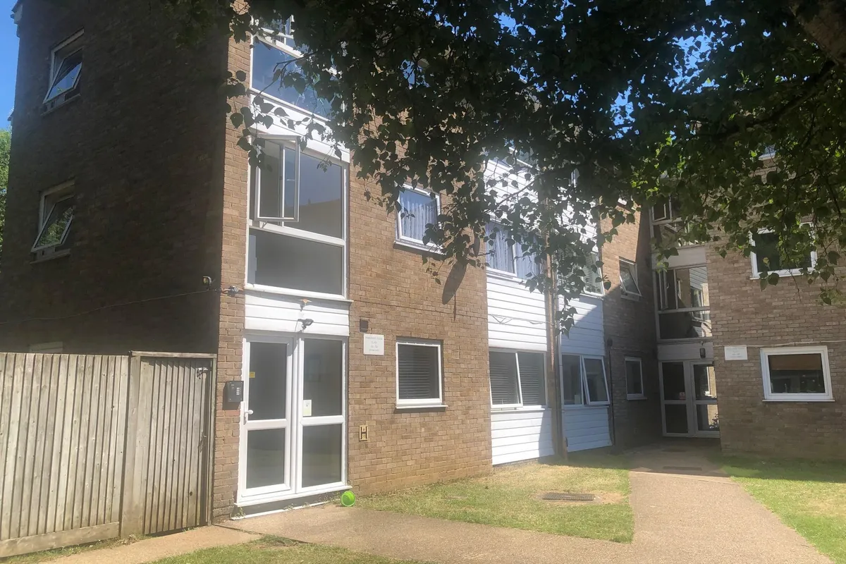 Peregrine Close, WATFORD