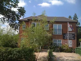 56 Willow Lane, WATFORD photo