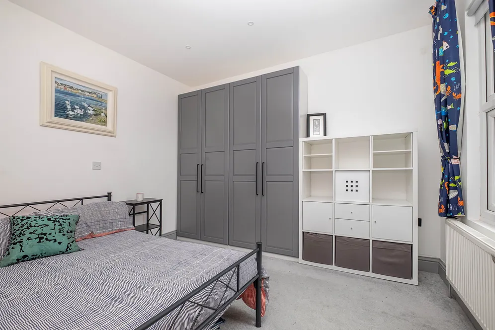 Haydons Road, London, SW19 photo 12