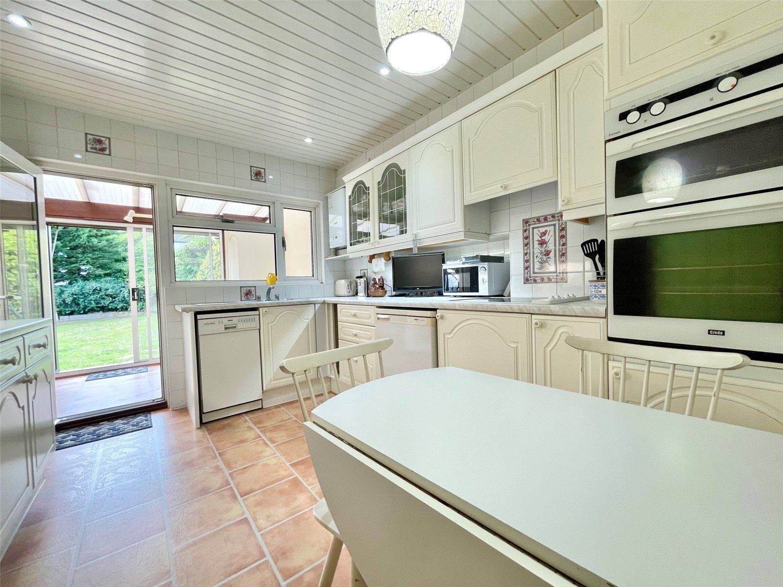 Berkeley Gardens, Leigh-on-Sea, Essex, SS9 Image 7