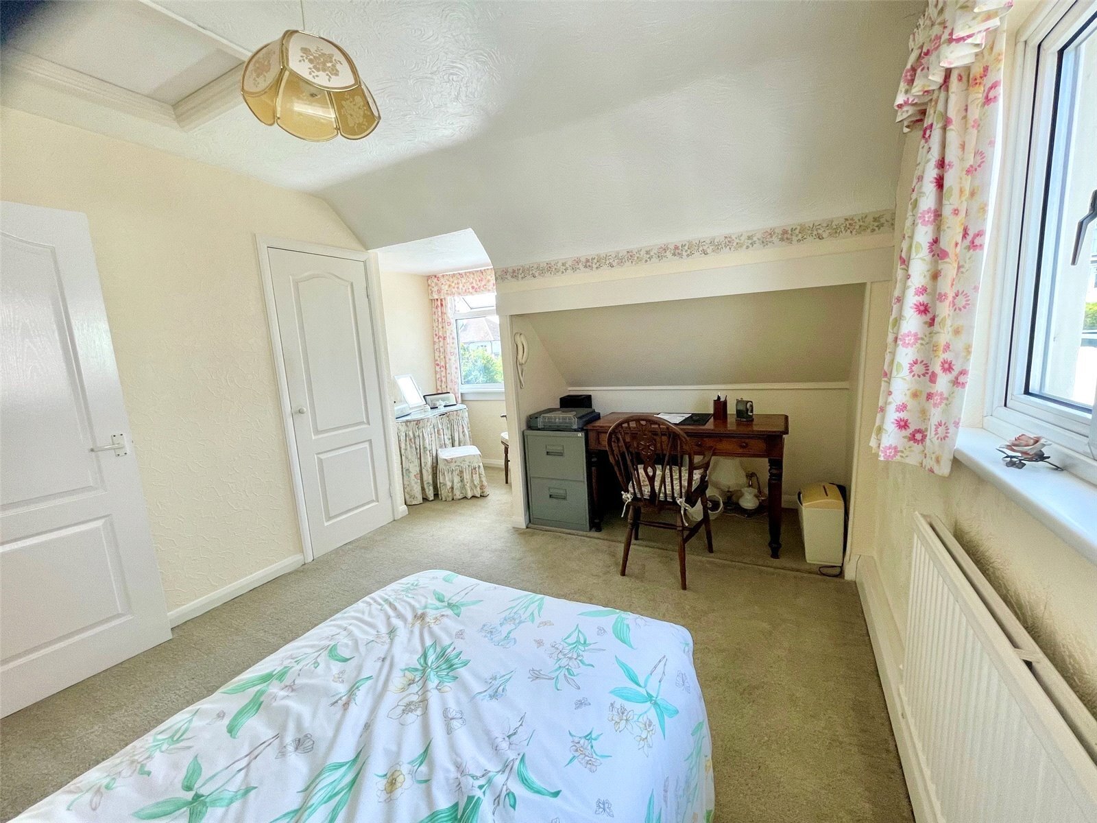Berkeley Gardens, Leigh-on-Sea, Essex, SS9 Image 14