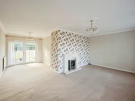 Top Hall Road, Bessacarr, Doncaster thumb 2