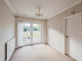 Top Hall Road, Bessacarr, Doncaster thumb 3