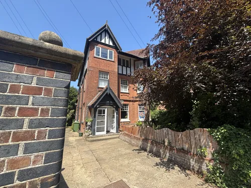 Hooks Hill Road, SHERINGHAMphoto