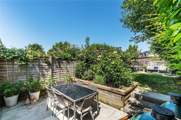 Chart Lane, Reigate, RH2 photo 4