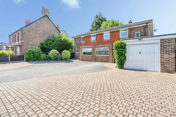 Stockbridge Road, Chichester, West Su...