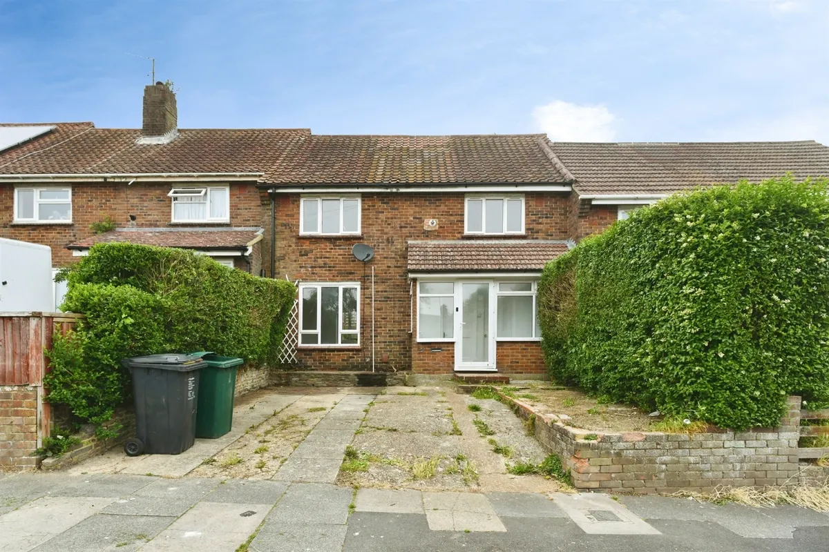 Sandhurst Avenue, Brighton