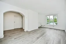 Sandhurst Avenue, Brighton