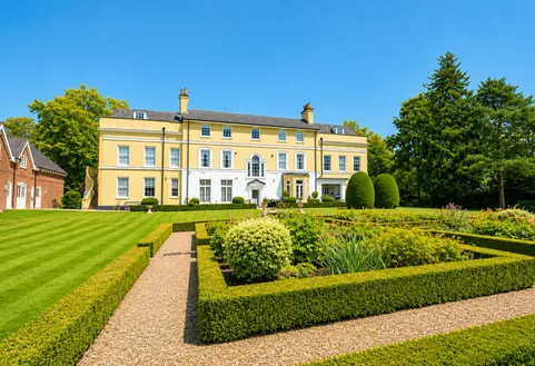 Breakspear Place, Abbots Langley, WD5