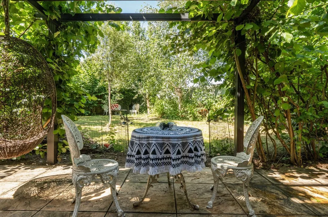 https://mr0.homeflow-assets.co.uk/files/photo/image/47733/2445/_x_/57947832.jpg