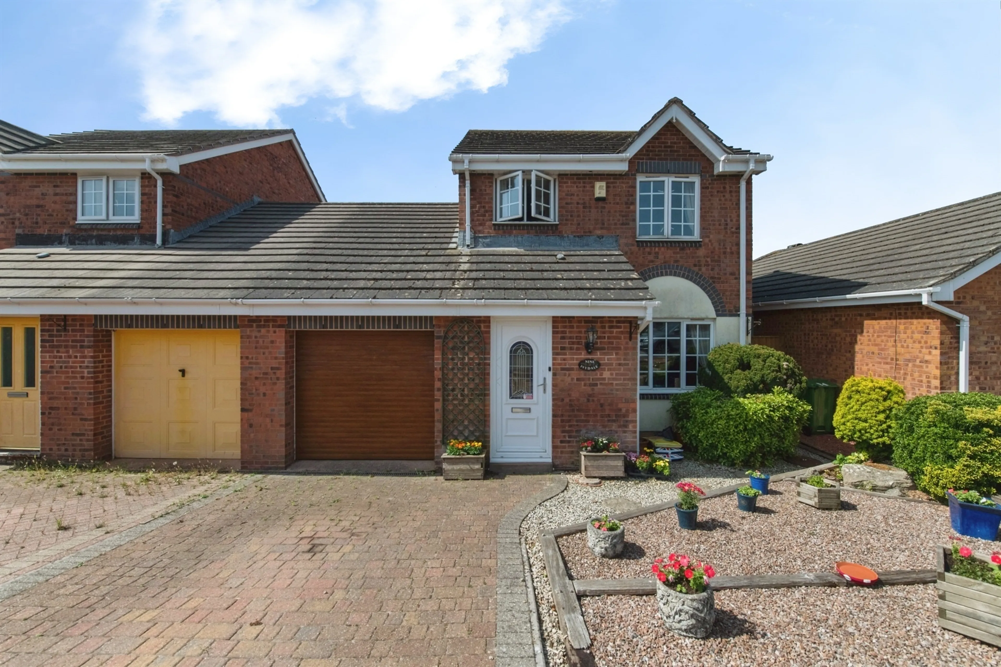 Property photo 0
