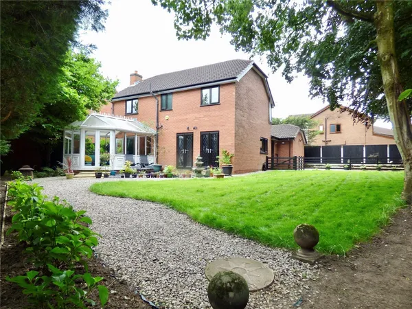 Cedar Close, Newton With Scales, Pres...