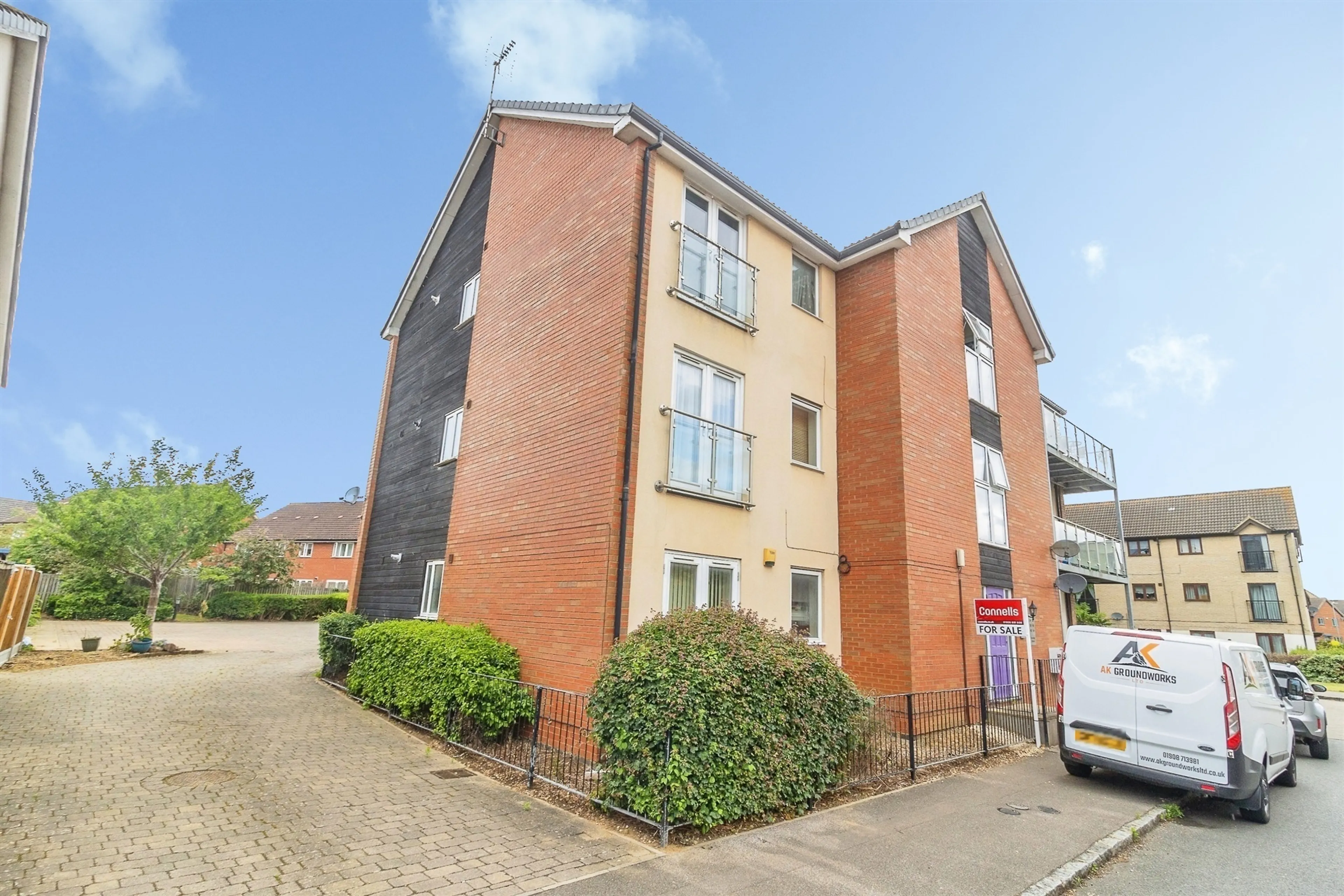 Property photo 0