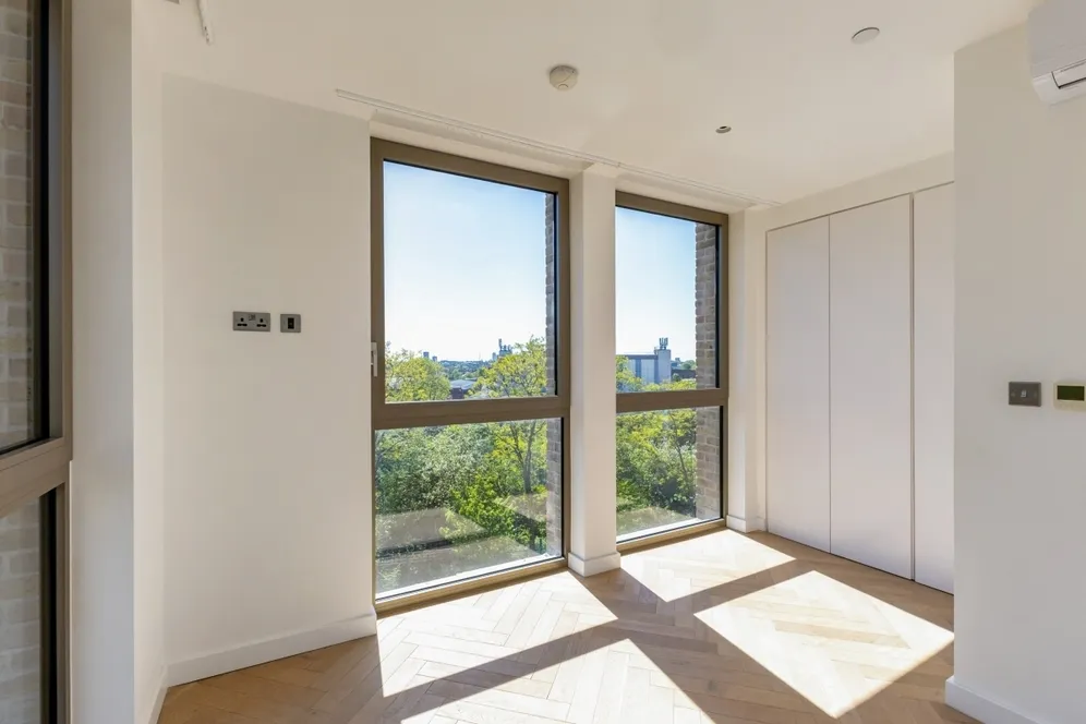 5 Oberman Road London NW10 photo 7