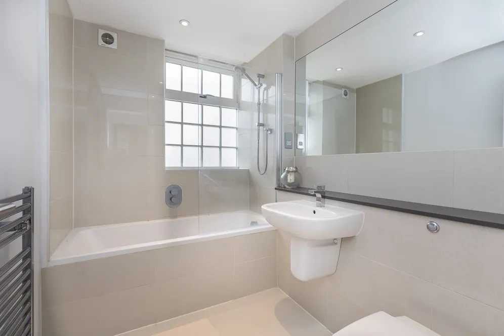 Catherine Grove, SE10 photo 8