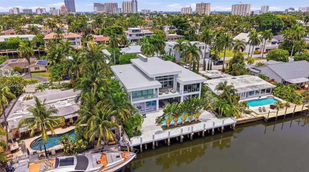 91 Fiesta Way, Fort Lauderdale, FL 33301