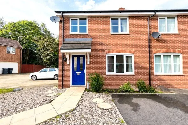 Mustang Way, Swindon, Wiltshire, SN5