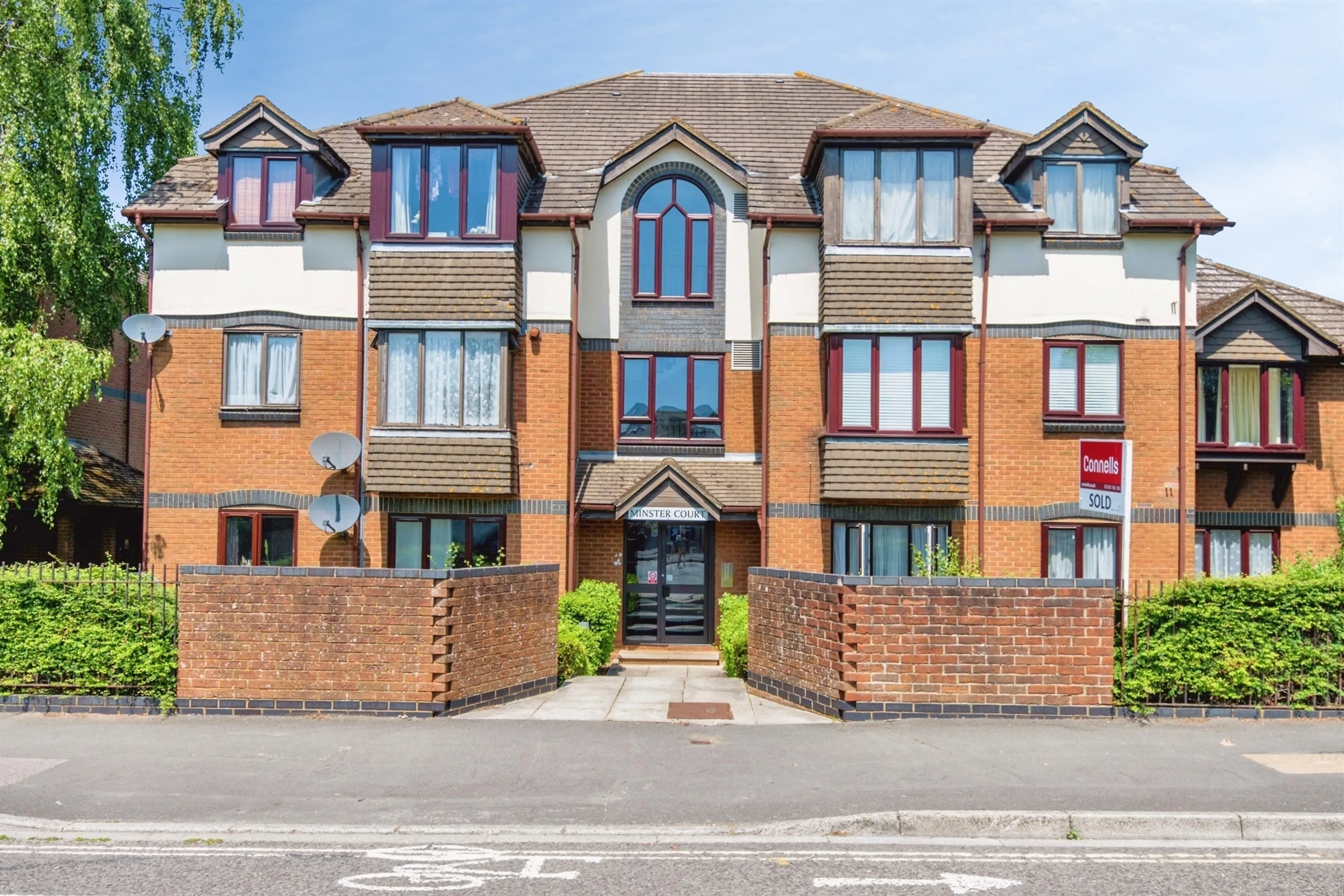 Property photo 0