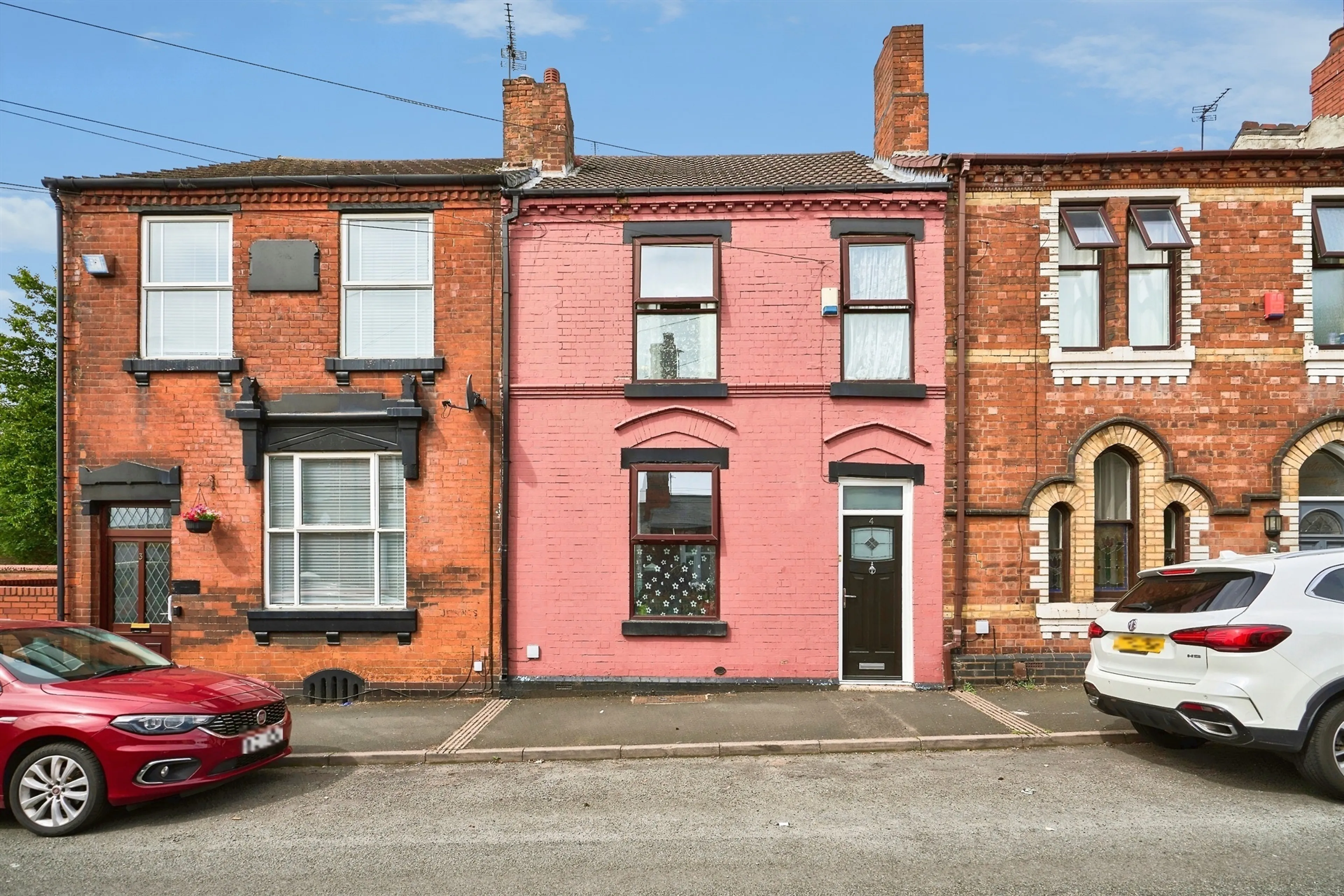 Property photo 0