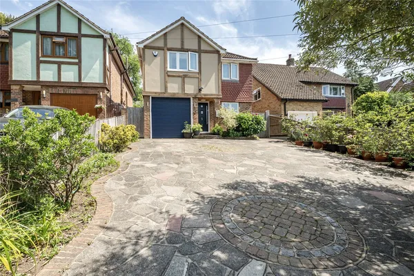 Sunningvale Avenue, Biggin Hill, West...