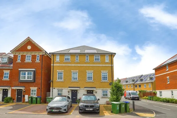 Richmer Road, Erith, DA8