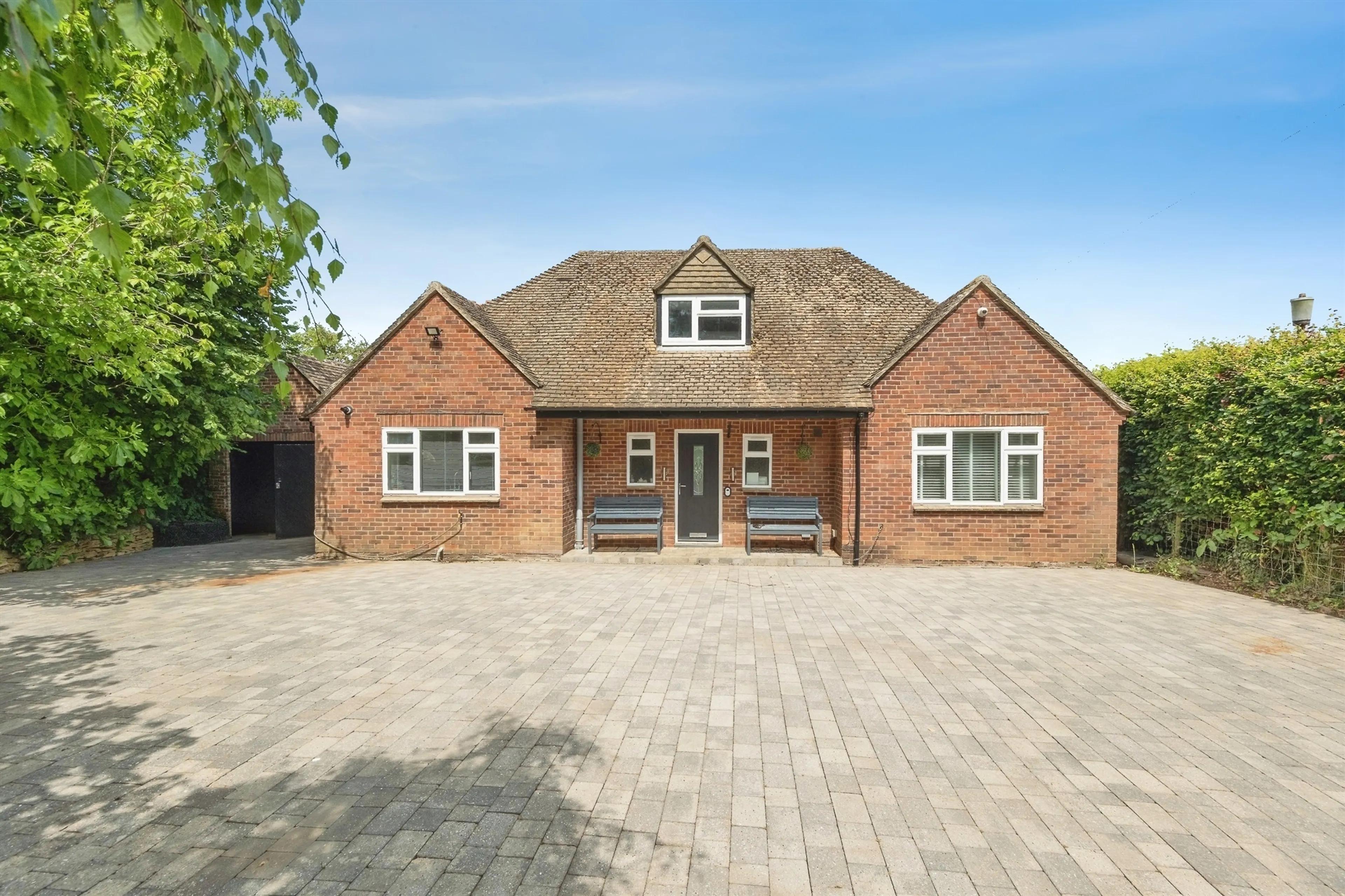 Property photo 0