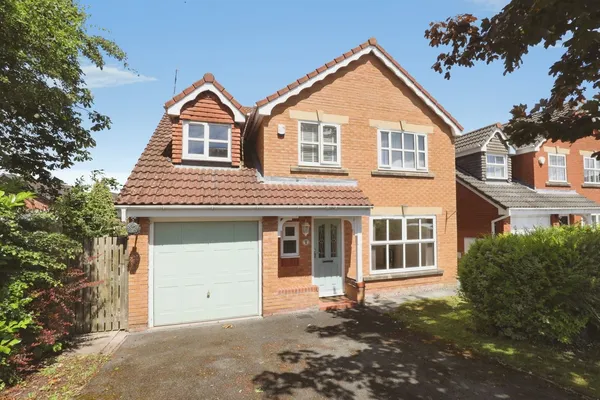 Blackthorn Close, Wistaston, Crewe, C...
