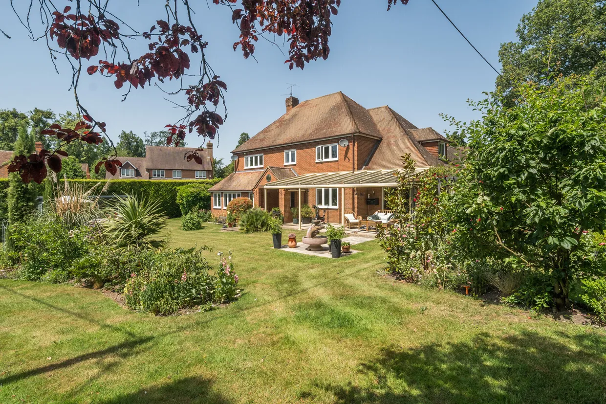 Church Lane, Heckfield, RG27 photo 7