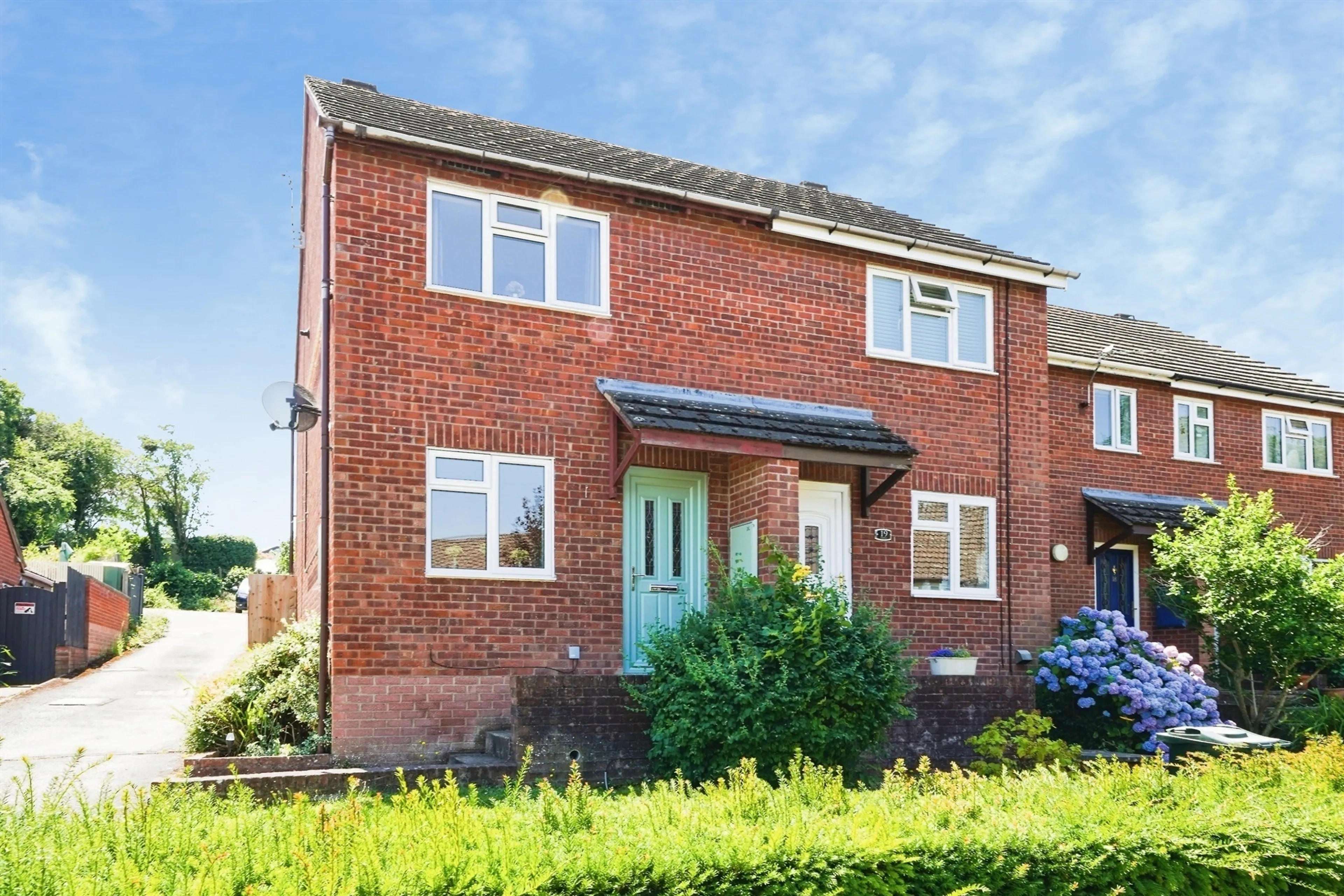 Property photo 0