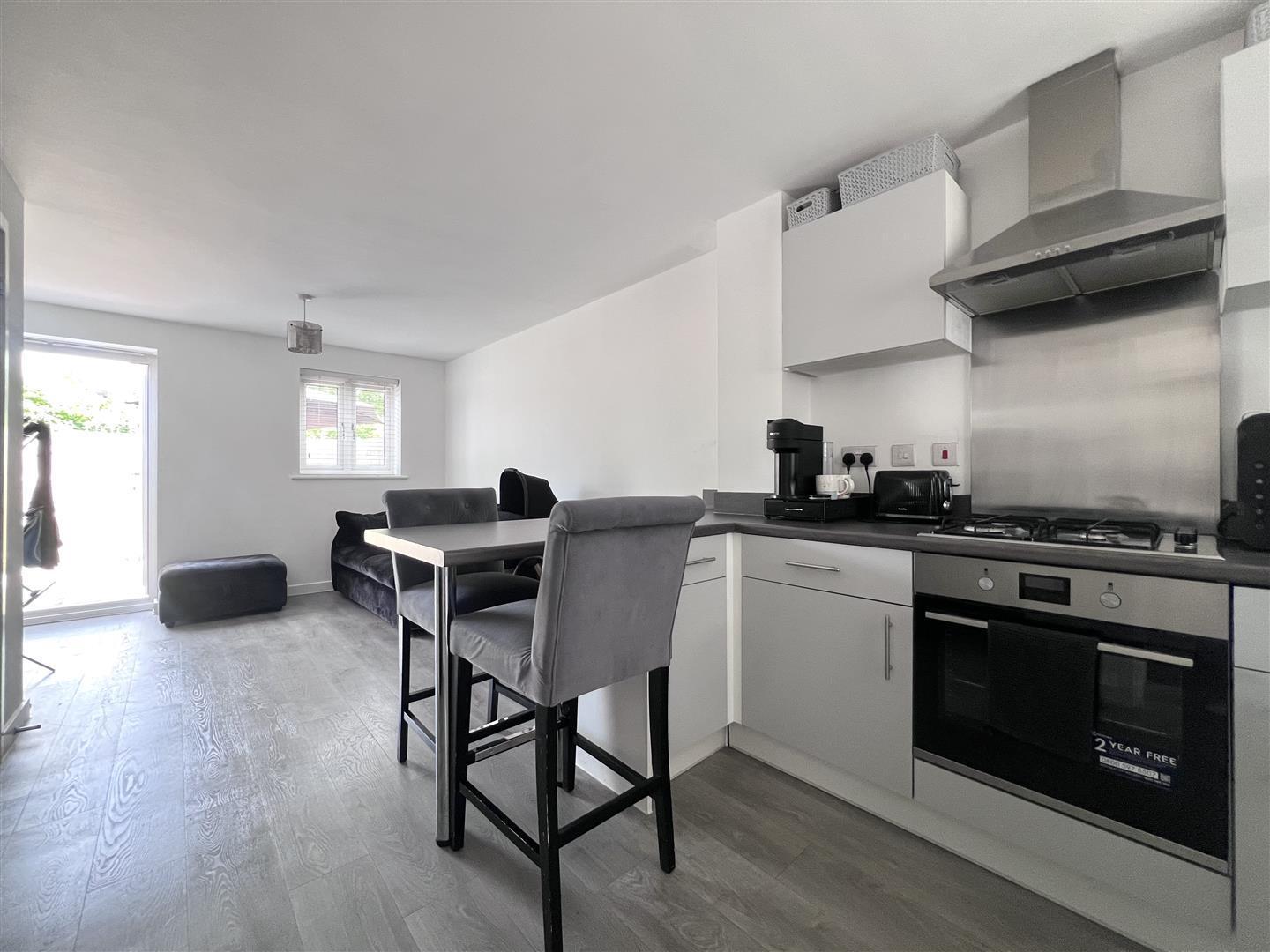 Kempton Drive, Towcester Image 2