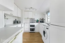 Vann Lake Road, Ockley, Dorking