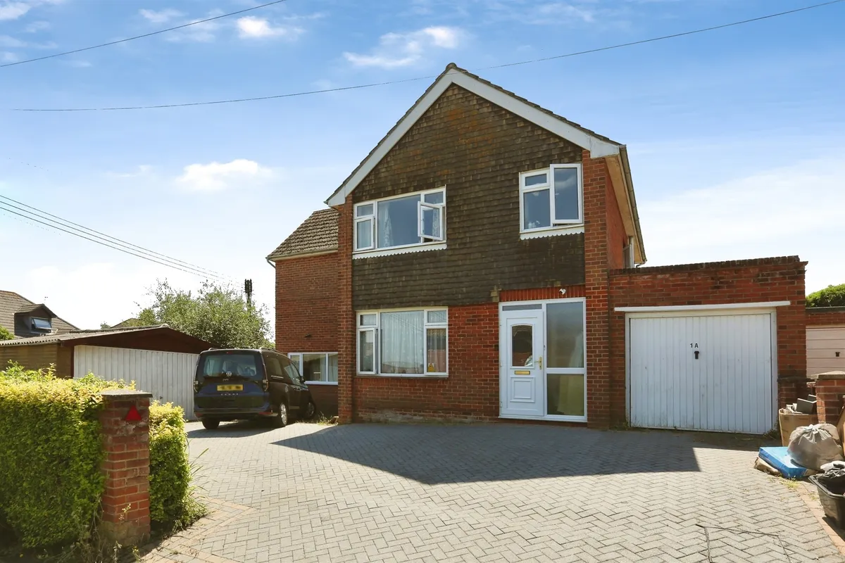 Pretoria Road, Hedge End, Southampton