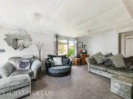 Vann Lake Road, Ockley, Dorking thumb 3