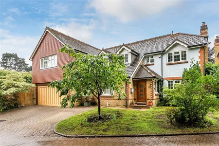 Warenne Heights, Cronks Hill Road, RH1