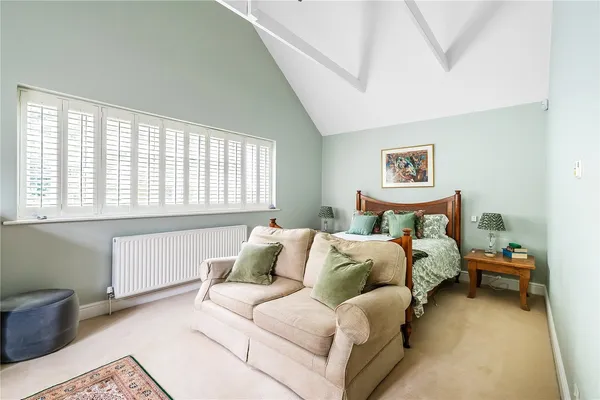 Warenne Heights, Cronks Hill Road, RH1 photo 12
