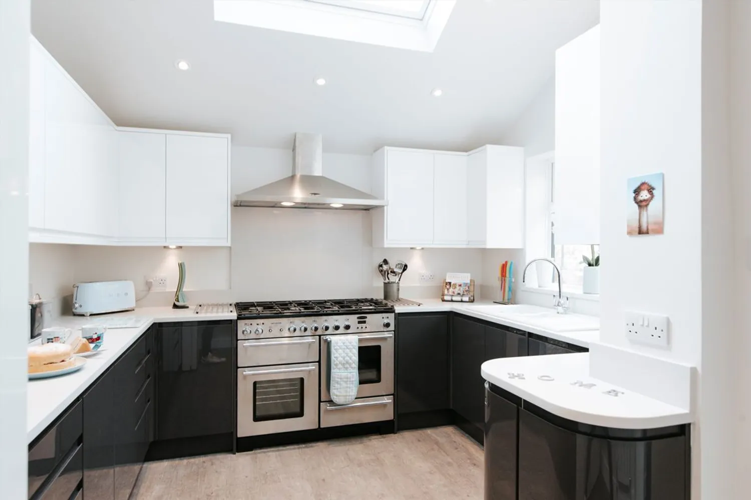 Vale Close, Weybridge, KT13 photo 3
