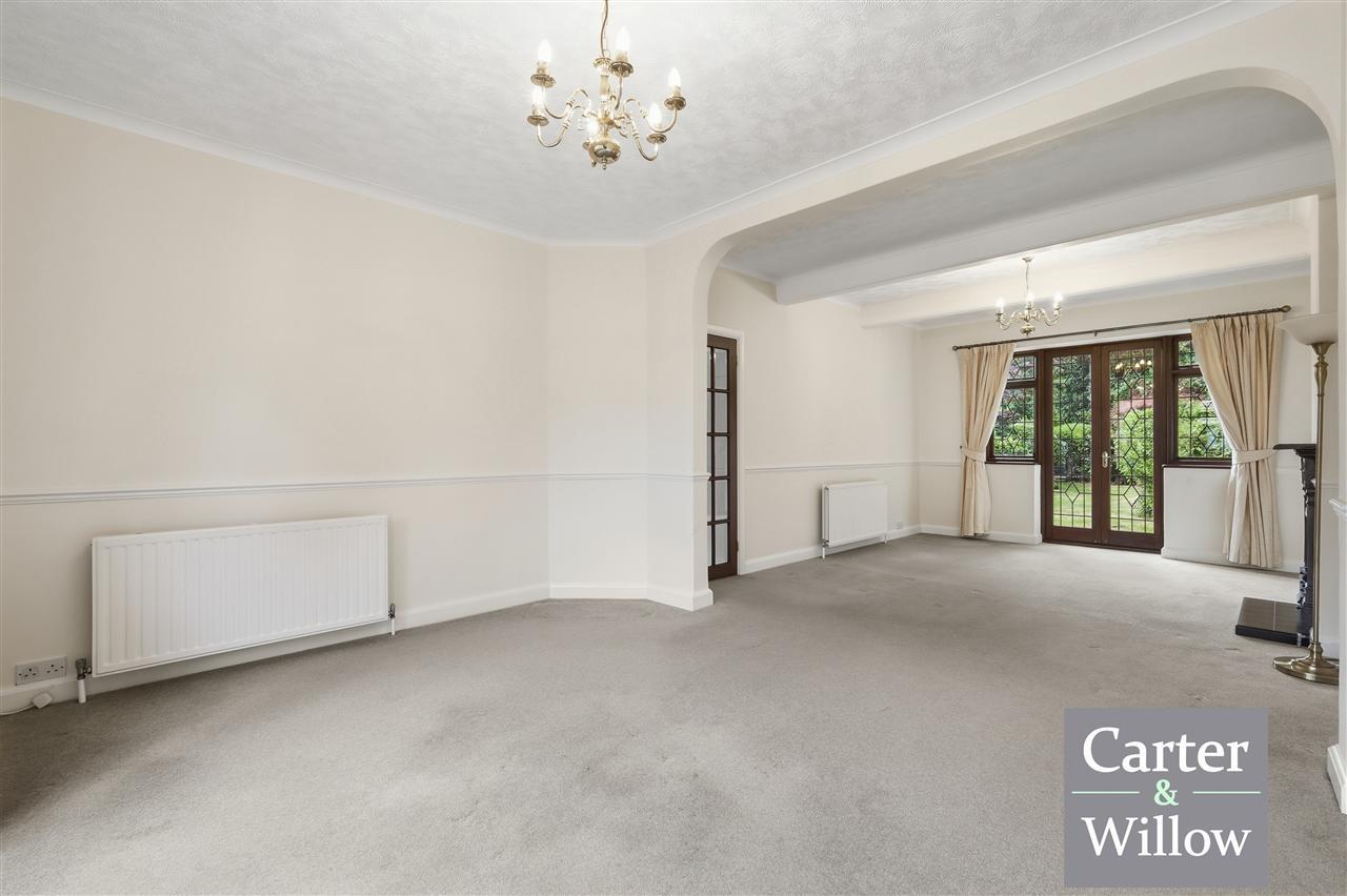 Wykeham Avenue, Dagenham, Essex Image 3