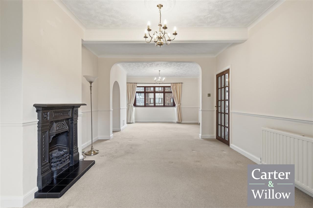 Wykeham Avenue, Dagenham, Essex Image 7