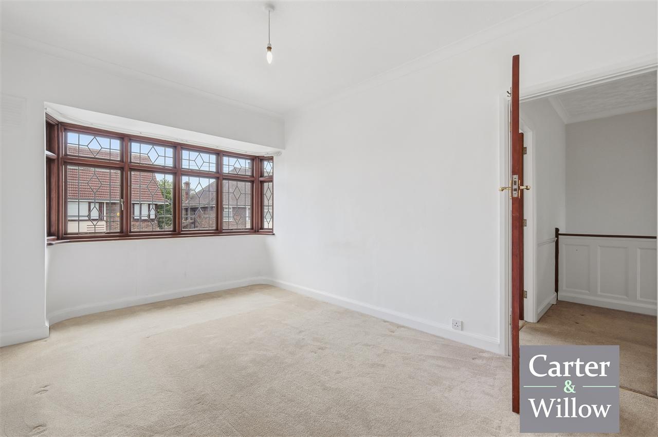 Wykeham Avenue, Dagenham, Essex Image 13