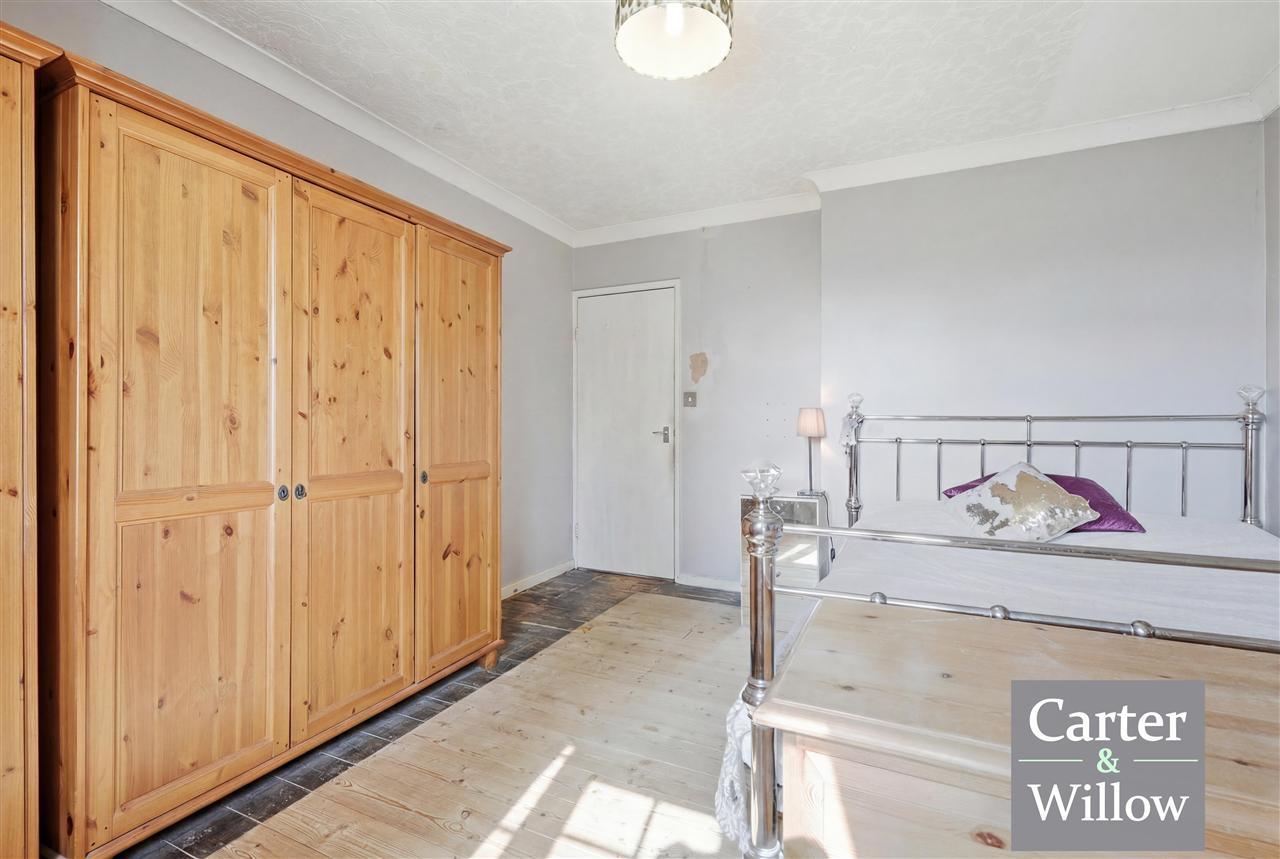 Trefgarne Road, Dagenham, Essex Image 12