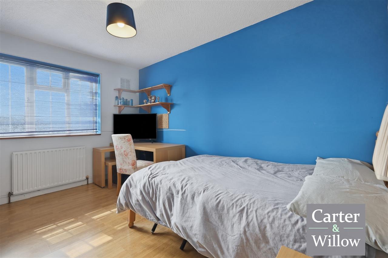 Trefgarne Road, Dagenham, Essex Image 13