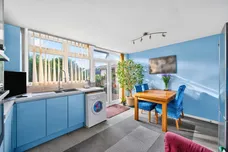 Brookfields Avenue, Mitcham