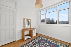 Brookfields Avenue, Mitcham