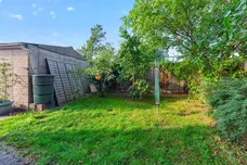 Brookfields Avenue, Mitcham