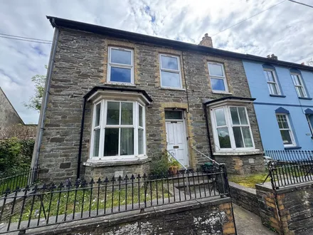 Lewis Street, Pontwelly, Llandysul, SA44